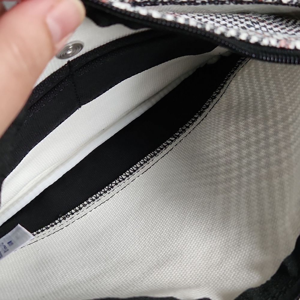 Lands' End Black and White Checkered Bag Houndstooth Plaid Wristlet Wallet Pouch - Picture 7 of 7